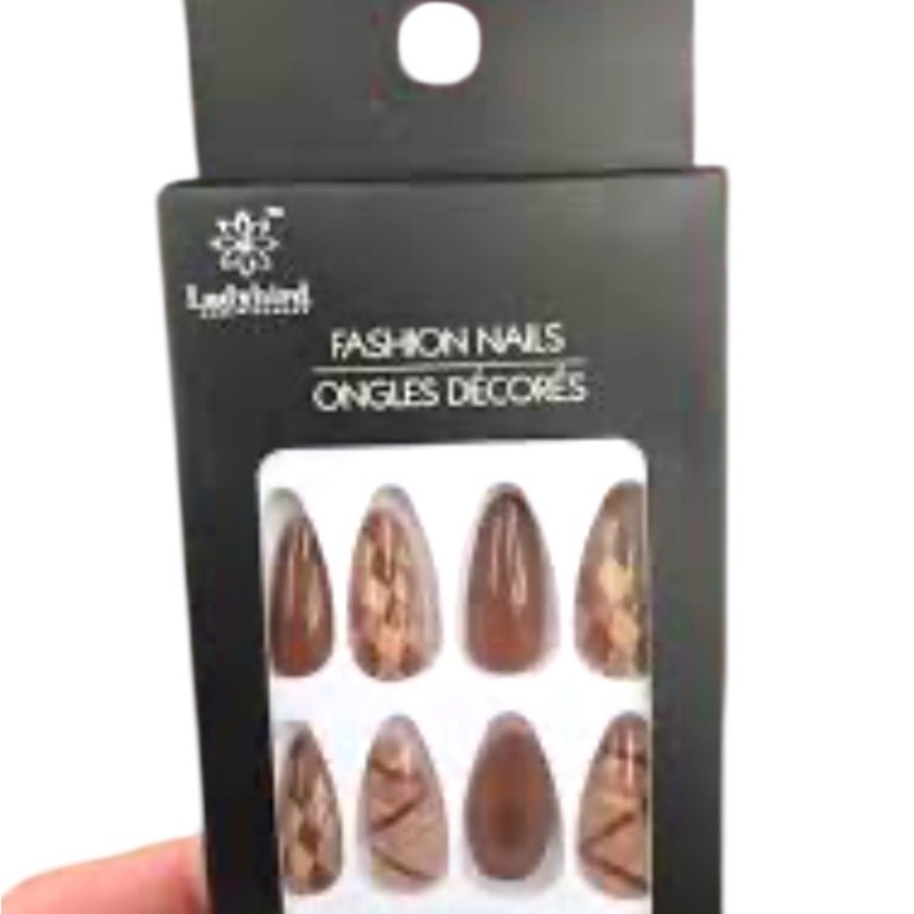 🤍🤍🤎Fashion Nails - Brown - Picture 9 of 9